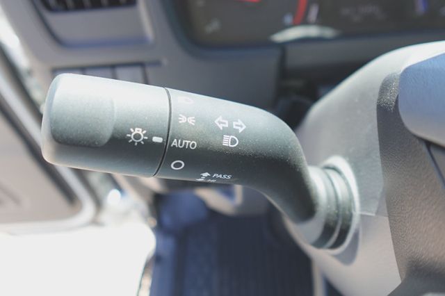 2025 Isuzu NRR (14ft Switch-N-Go System Installed) - 22506558 - 40