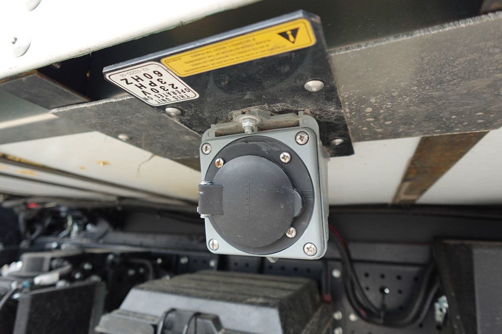 2025 Isuzu NRR (16ft Reefer Truck w/ Lift Gate) - 22834025 - 29