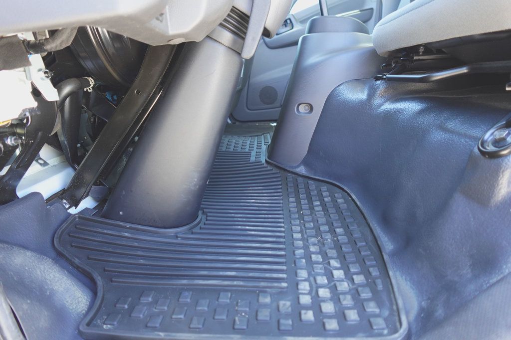 2025 Isuzu NRR (20ft Box w/ Lift Gate) - 22596726 - 20