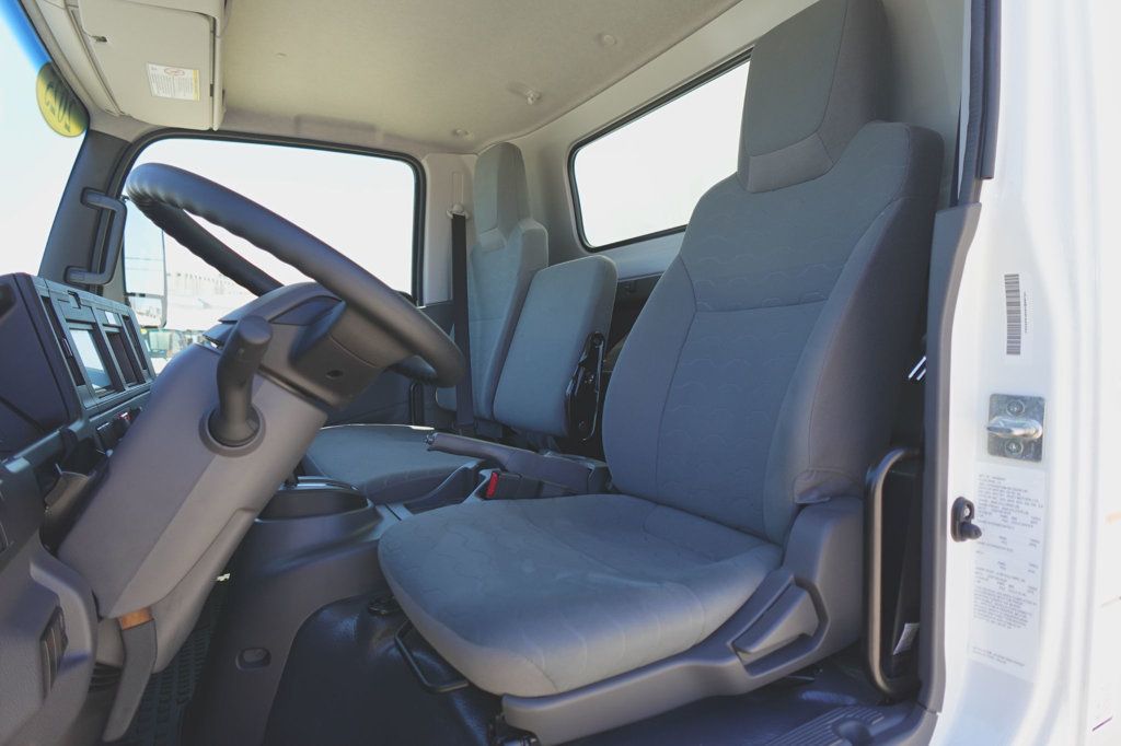 2025 Isuzu NRR (20ft Box w/ Lift Gate) - 22596726 - 22