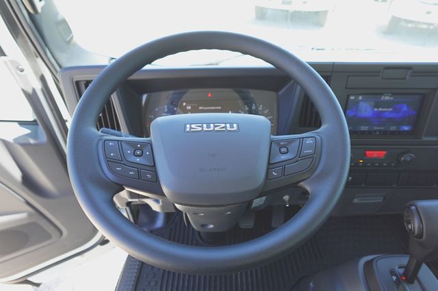 2025 Isuzu NRR (20ft Box w/ Lift Gate) - 22596726 - 26