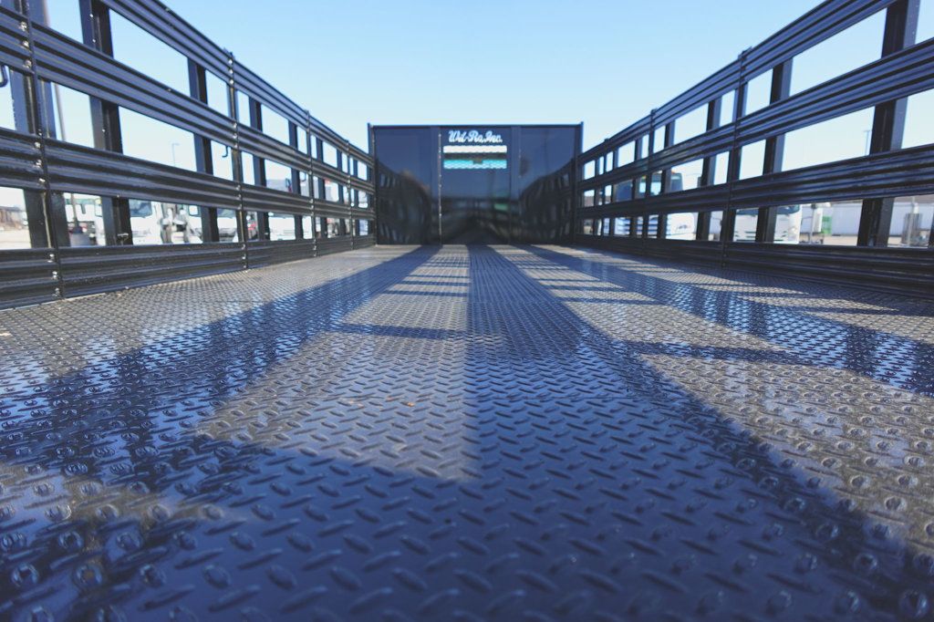 2025 Isuzu NRR (21ft Stake Bed w/ ICC Bumper) - 22626024 - 10