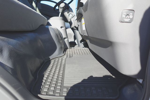 2025 Isuzu NRR (21ft Stake Bed w/ ICC Bumper) - 22626024 - 20