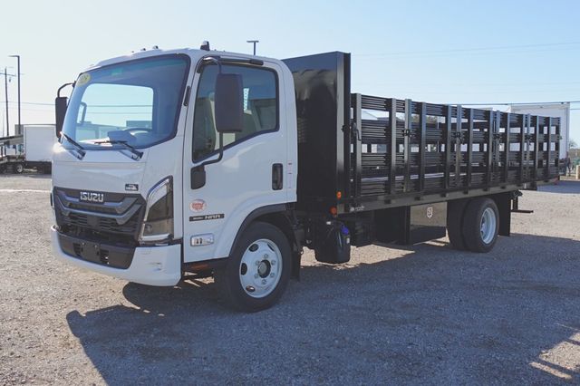 2025 Isuzu NRR (21ft Stake Bed w/ ICC Bumper) - 22626024 - 2