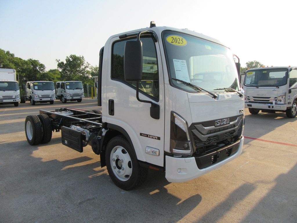 2025 Isuzu NRR (Chassis - Diesel) - 22574370 - 0