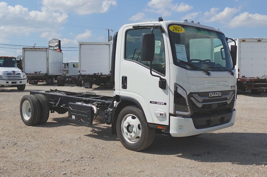 2025 Isuzu NRR (Chassis - Diesel) - 22625807 - 0