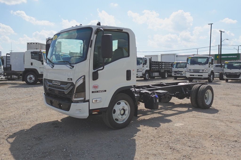 2025 Isuzu NRR (Chassis - Diesel) - 22625807 - 2