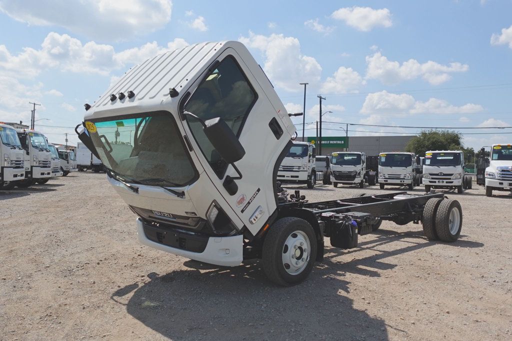 2025 Isuzu NRR (Chassis - Diesel) - 22625813 - 32