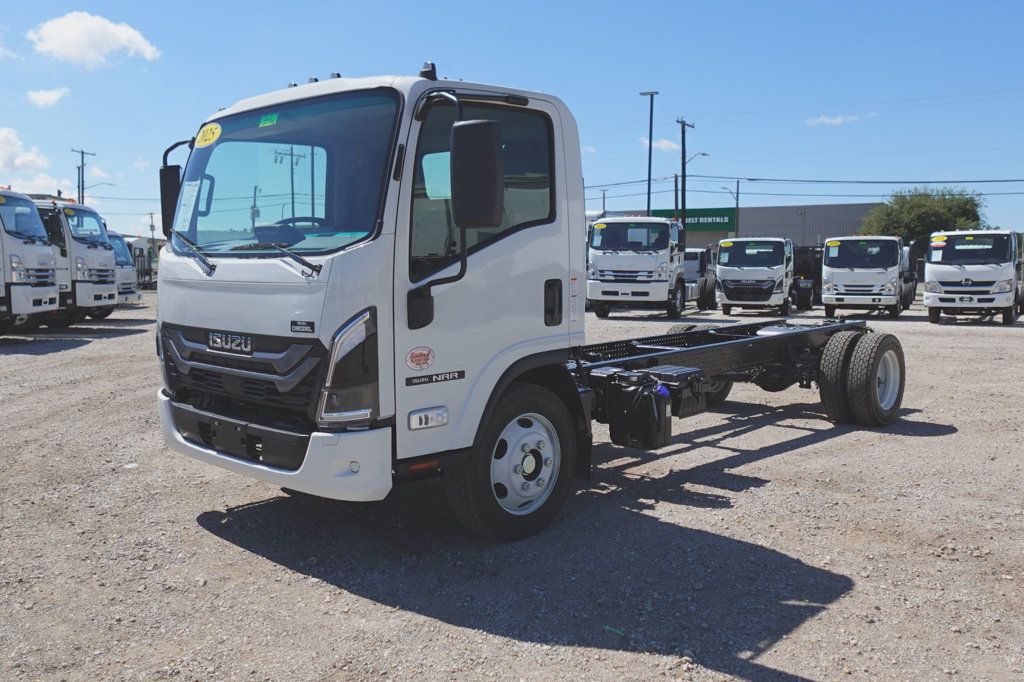 2025 Isuzu NRR (Chassis - Diesel) - 22626024 - 2