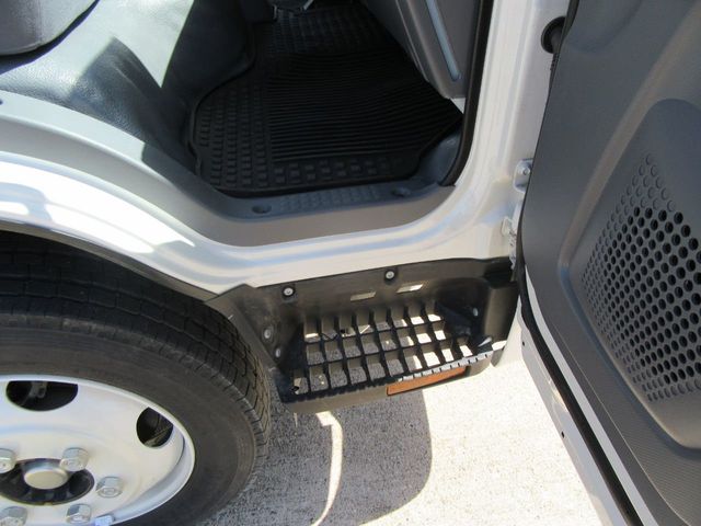 2025 Isuzu NRR (Switch-N-Go 12ft Drop Box) - 20458189 - 32