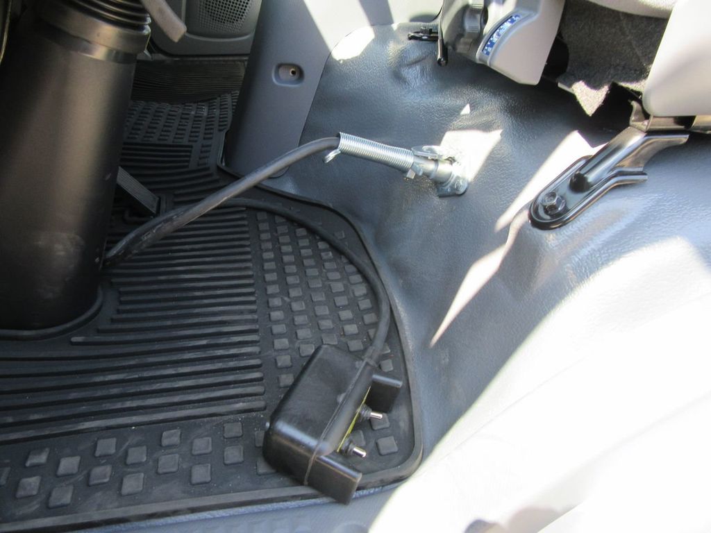 2025 Isuzu NRR (Switch-N-Go 12ft Landscape Dump) - 20369073 - 31