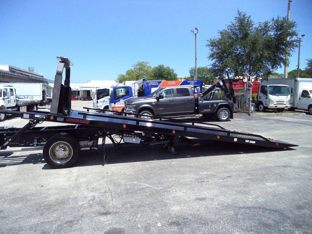 2025 Isuzu NRR w/ 22' JerrDan Car Carrier 6 Ton Extra Low Pro Rollback - 23024718 - 25