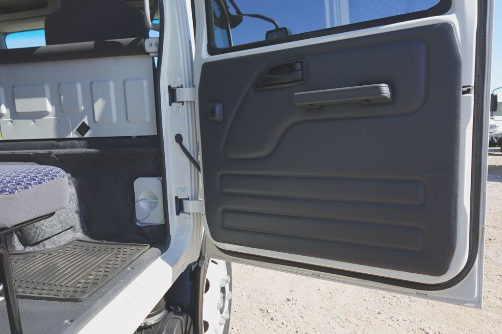 2025 Isuzu NRR Crew Cab 19ft Irrigation Landscape Truck - 22385159 - 28