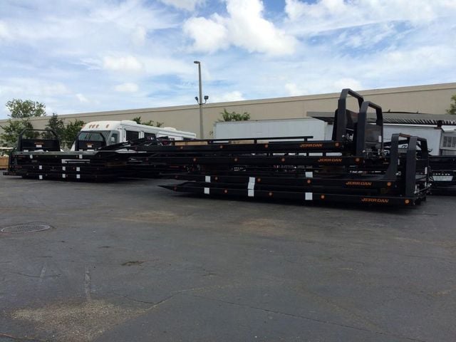 2025 JERR-DAN 22SRR6T-LPW BRAND NEW 22FT XLP-6 JERRDAN CARRIER ROLLBACKS IN STOCK - 14152032 - 0