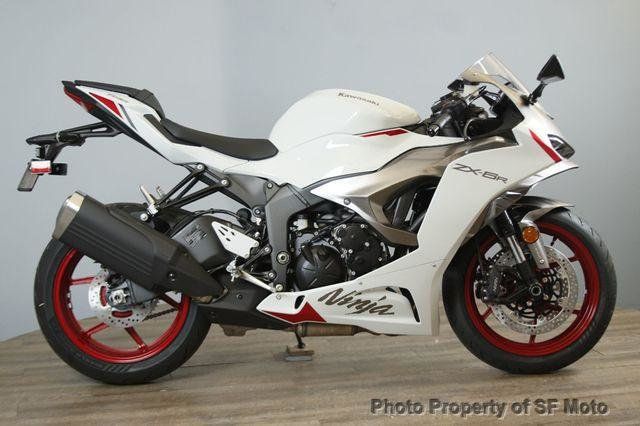 wccf 大量白黒 2025 New Kawasaki Ninja ZX-6R ABS In Stock Now! at SF Moto Serving