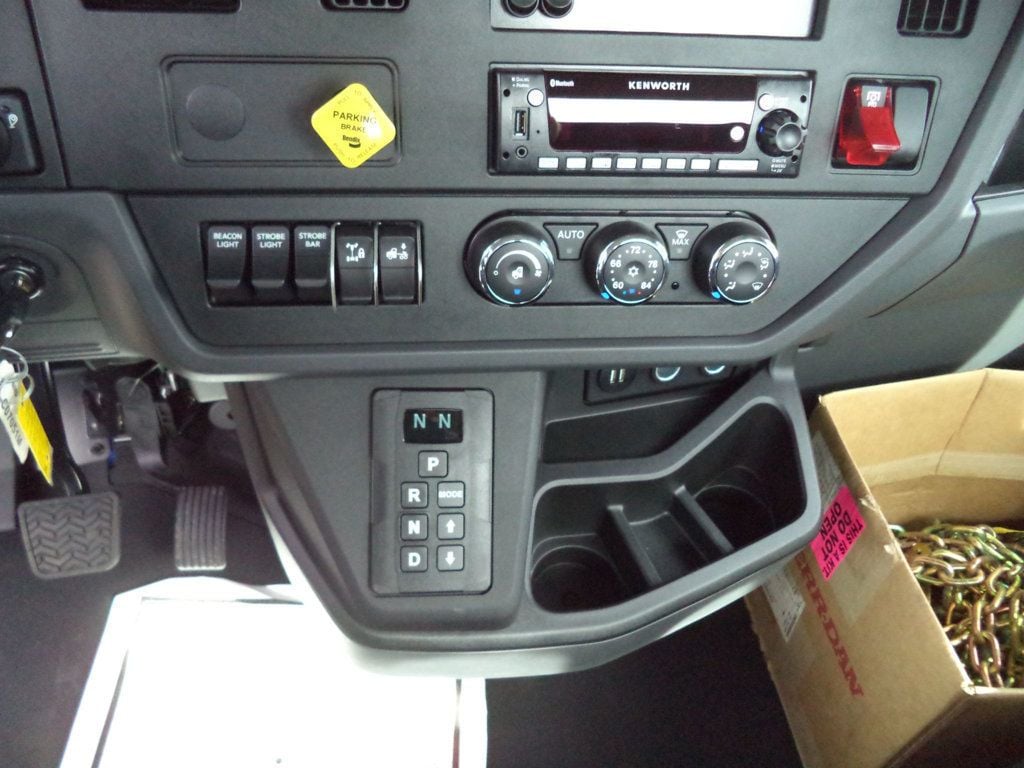 2025 Kenworth T280 w/ 22ft JerrDan Custom StepSide Classic Low Pro Carrier - 22652293 - 52