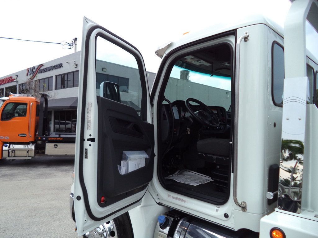2025 Kenworth T280 w/ 22ft JerrDan Custom StepSide Classic Low Pro Carrier - 22556013 - 51