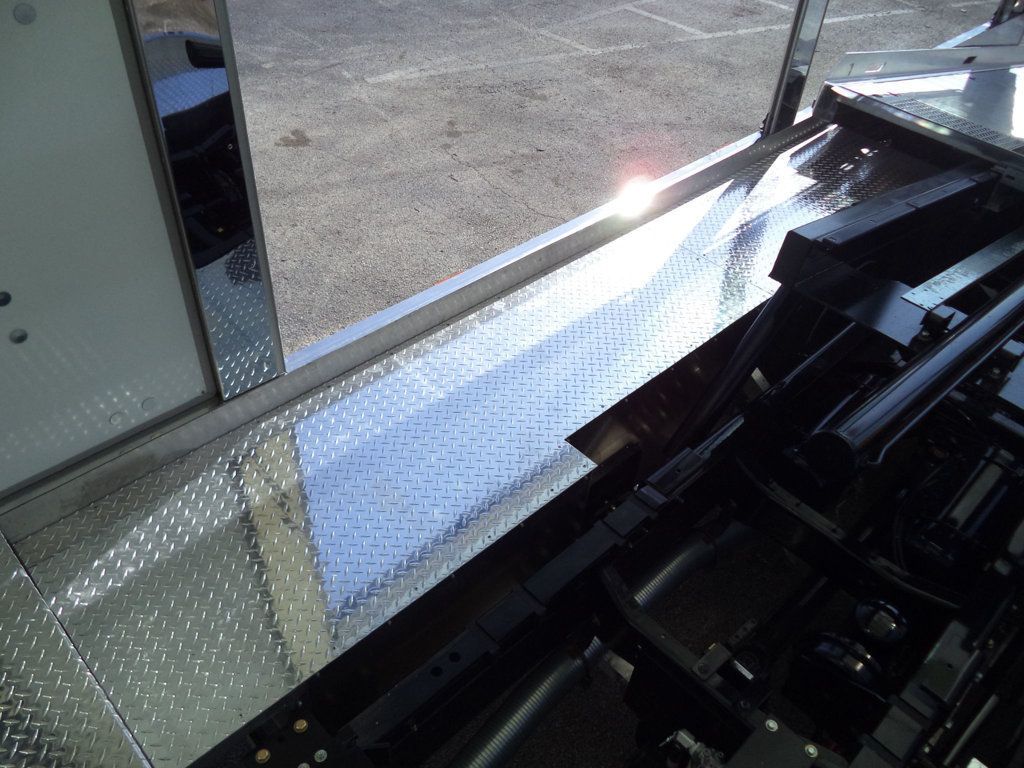 2025 Kenworth T280 w/ JerrDan 22ft Enclosed Clear Sided TowBox Car Carrier - 22684985 - 29