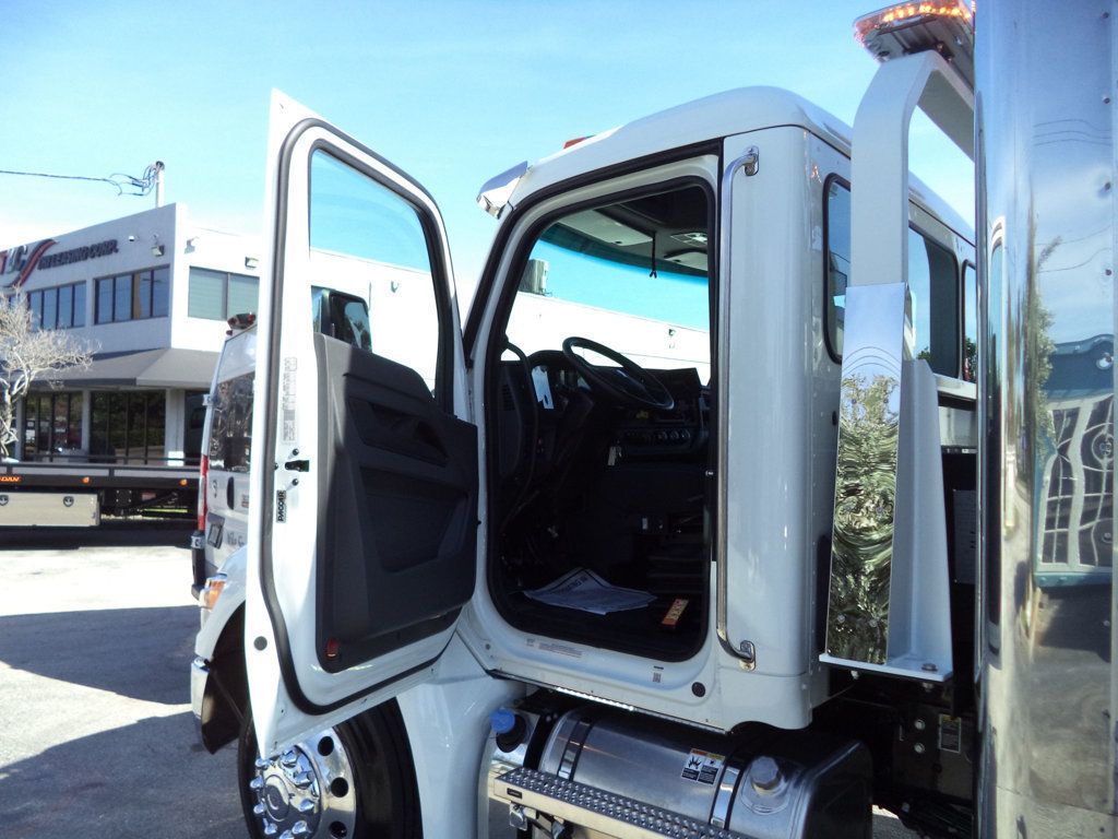 2025 Kenworth T280 w/ JerrDan 22ft Enclosed Clear Sided TowBox Car Carrier - 22684985 - 76