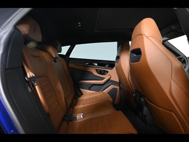 2025 Lamborghini Urus SE AWD - 22984132 - 16