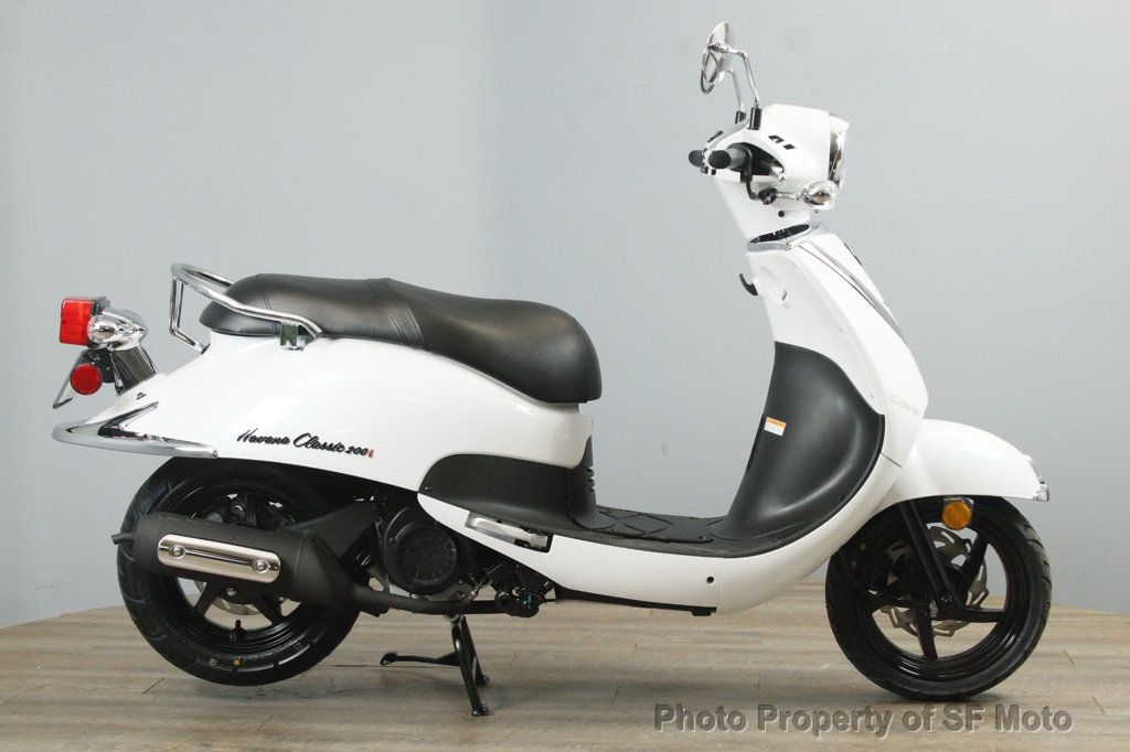 2025 Lance Powersports Havana Classic 200i 89 MPG! - 23021235 - 2