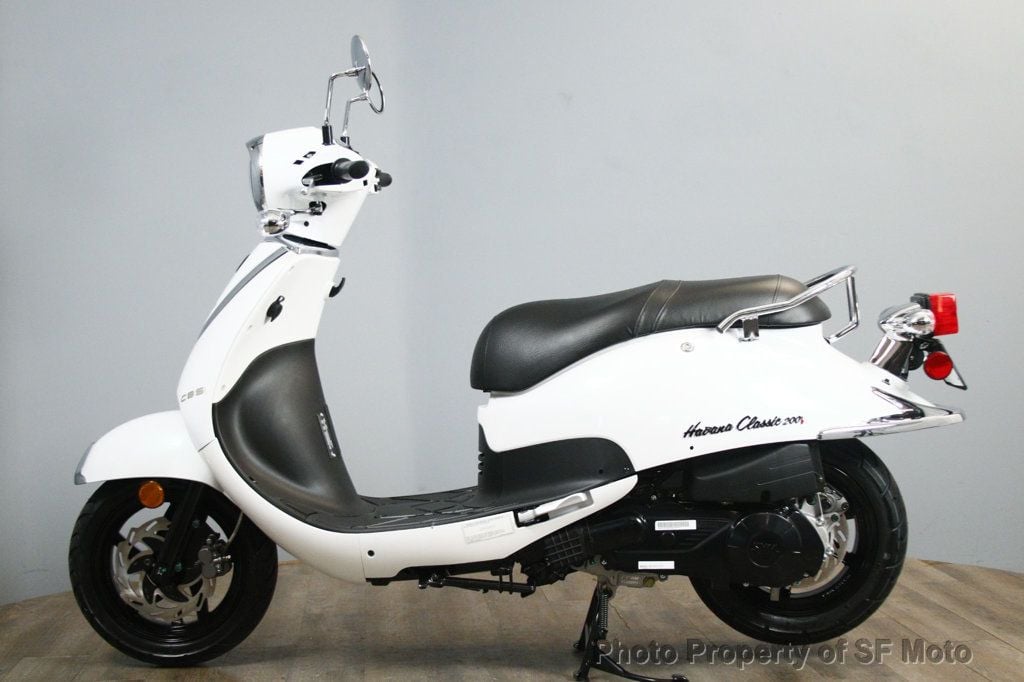 2025 Lance Powersports Havana Classic 200i Freeway Legal, 89 MPG - 23054217 - 3