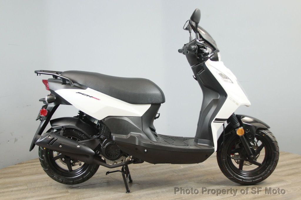 2025 Lance Powersports PCH 200i Freeway Legal, 89 MPG - 23054214 - 2