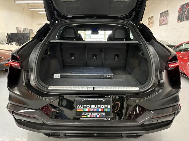 2025 Lotus Eletre Carbon AWD - 22986807 - 19