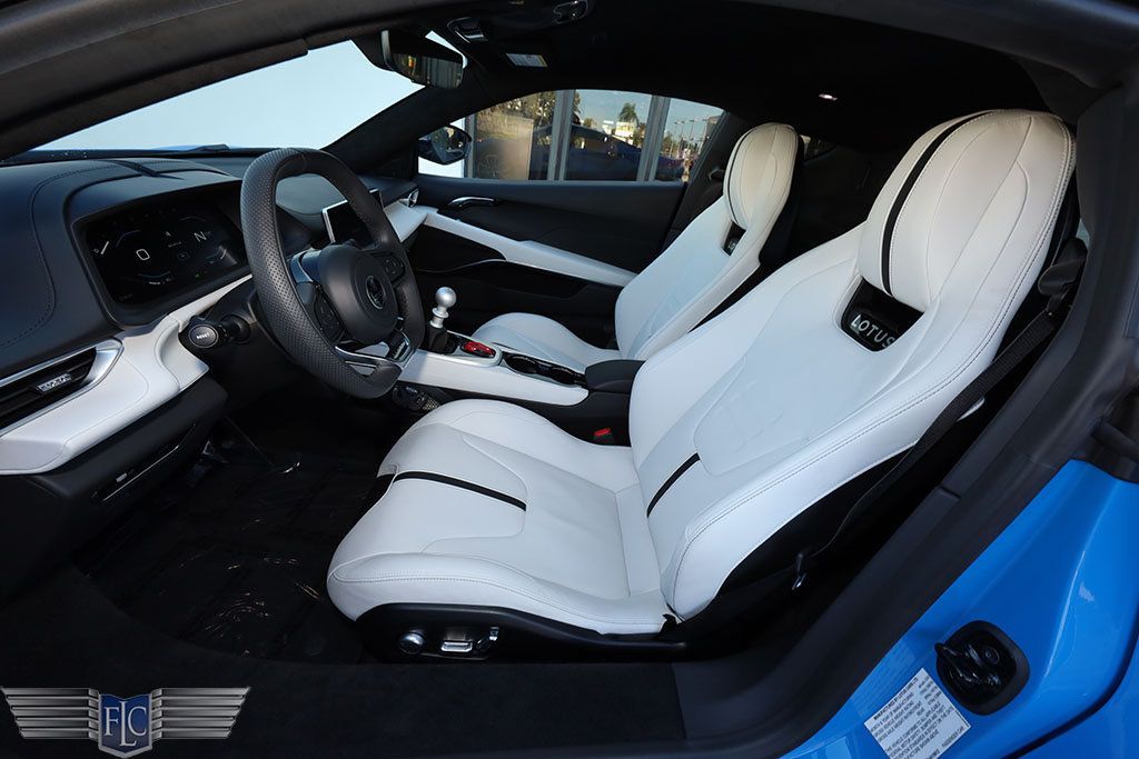 2025 Lotus Emira V6 Coupe - 22965398 - 13