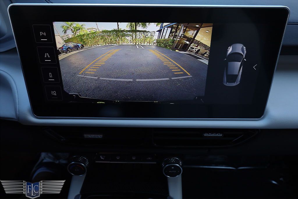 2025 Lotus Emira V6 Coupe - 22965398 - 27