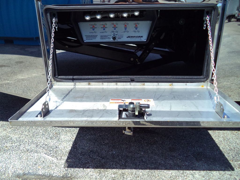2025 Mack MD6 TowBox 26FT ENCLOSED ROLLBACK TOW TRUCK SHARK JERRDAN - 21897683 - 21