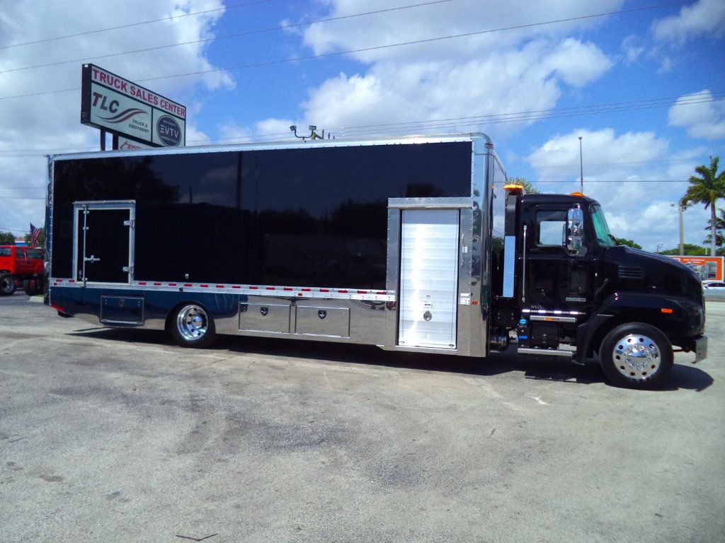 2025 Mack MD6 TowBox 26FT ENCLOSED ROLLBACK TOW TRUCK SHARK JERRDAN - 21897683 - 3