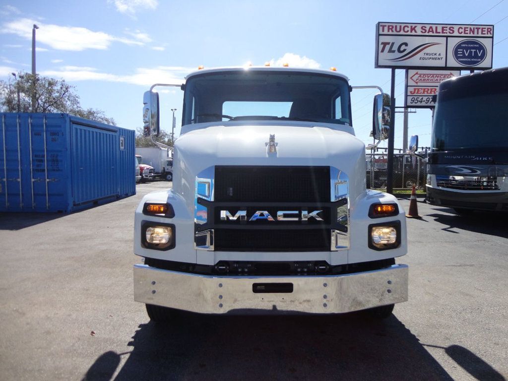 2025 Mack MD6 w/ 22ft Jerr-Dan Rollback Tow Truck Low Pro Car Carrier - 21805345 - 34