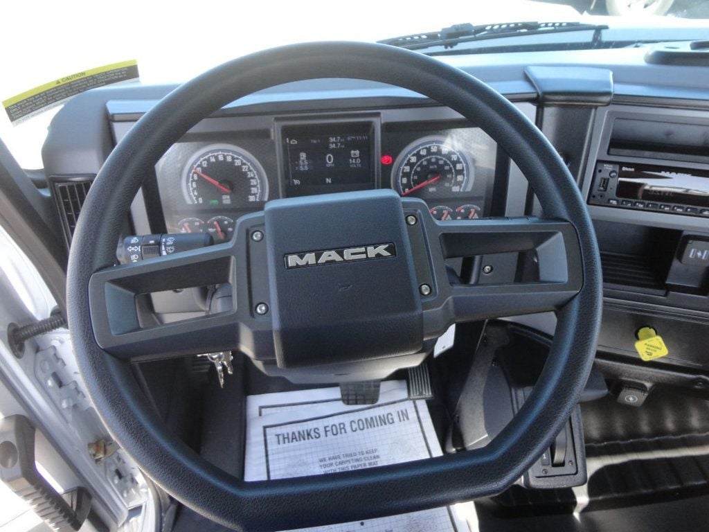 2025 Mack MD6 w/ 22ft Jerr-Dan Rollback Tow Truck Low Pro Car Carrier - 21805345 - 41