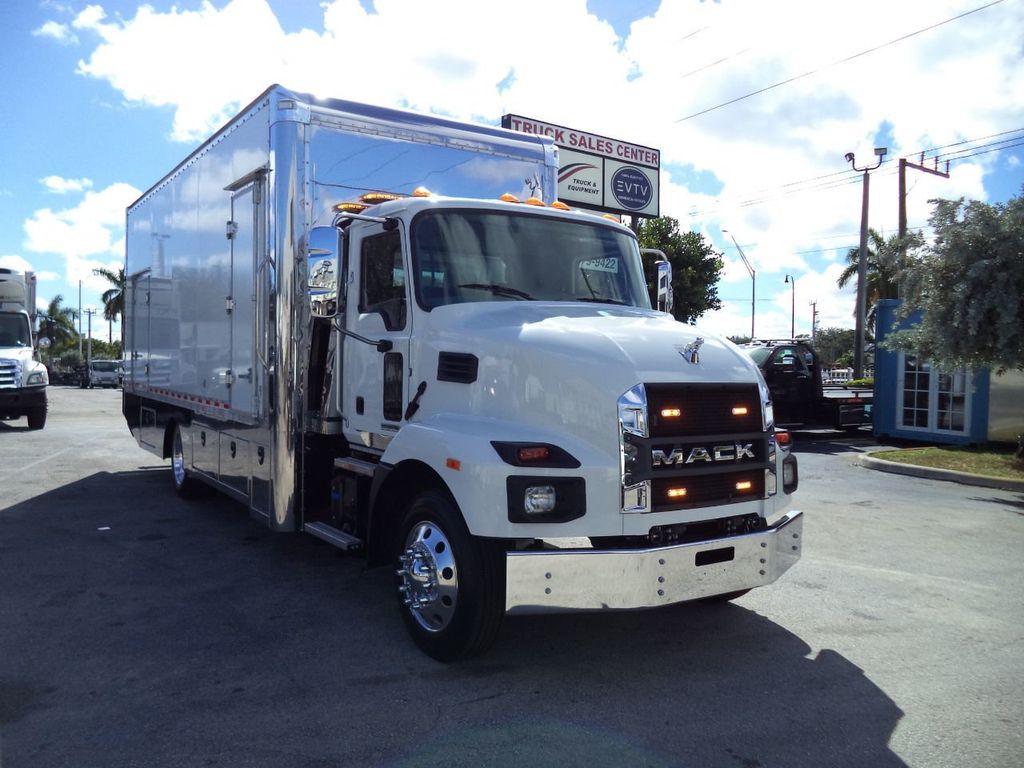 2025 Mack MD6 w/ Jerr-Dan 22ft Enclosed Shark TowBox Carrier Rollback - 22197267 - 15