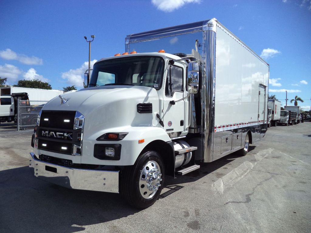 2025 Mack MD6 w/ Jerr-Dan 22ft Enclosed Shark TowBox Carrier Rollback - 22197267 - 2