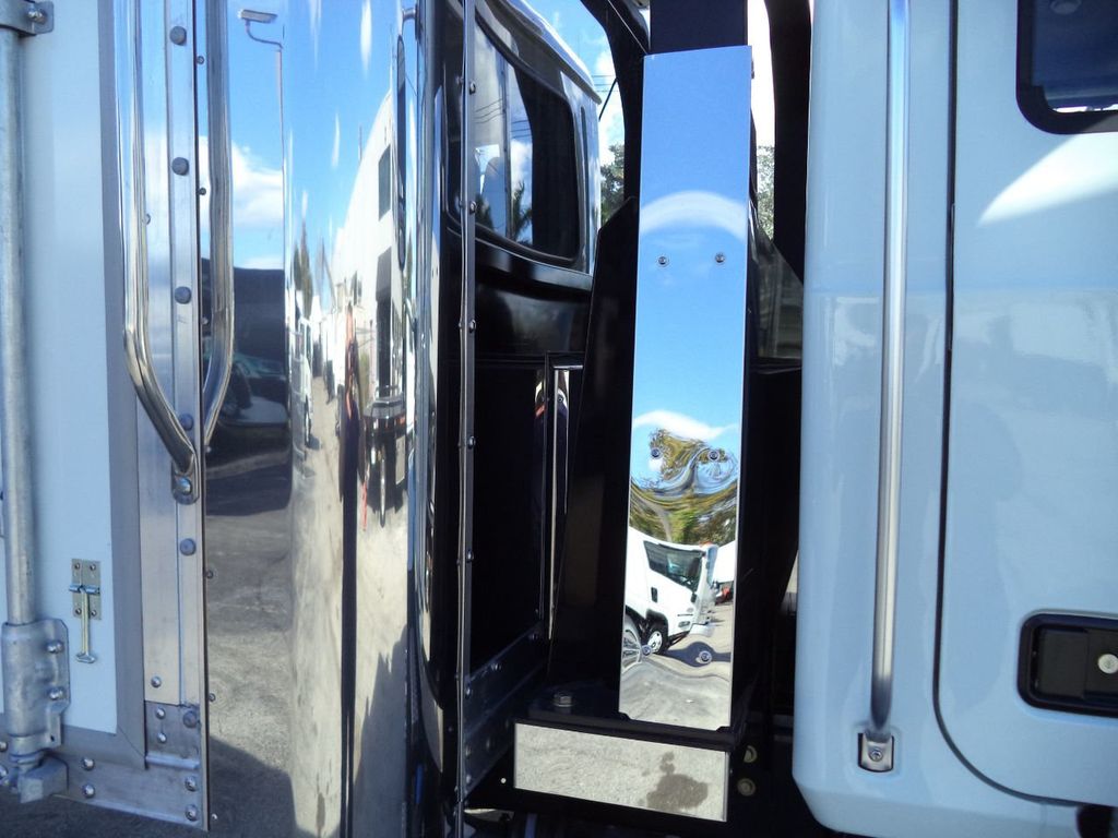 2025 Mack MD6 w/ Jerr-Dan 22ft Enclosed Shark TowBox Carrier Rollback - 22197267 - 35