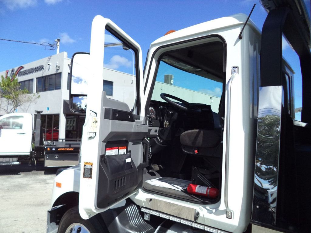 2025 Mack MD6 w/ Jerr-Dan 22ft Enclosed Shark TowBox Carrier Rollback - 22197267 - 50