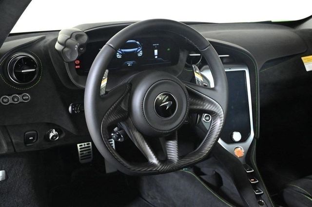 2025 McLaren 750S Coupe - 22854646 - 9