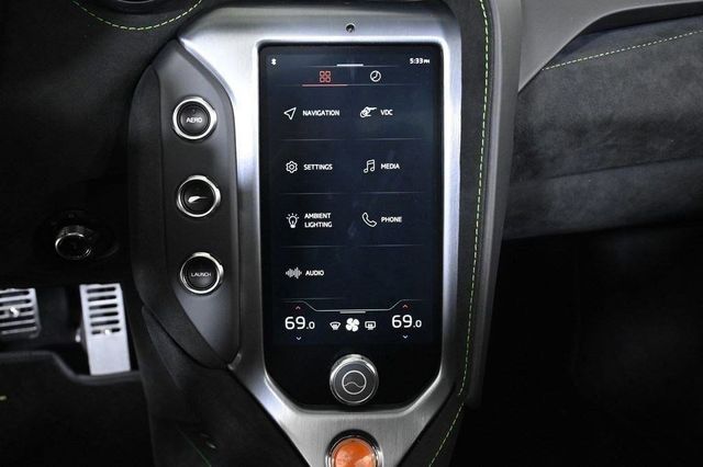 2025 McLaren 750S Coupe - 22854646 - 10