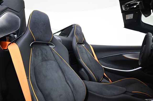 2025 McLaren Artura Performance Spider - 22589955 - 14