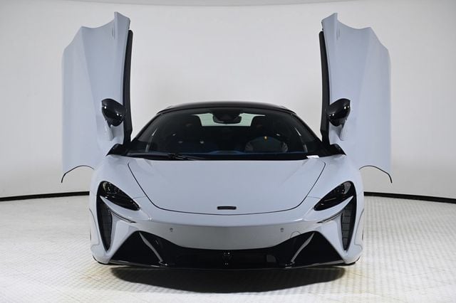 2025 McLaren ARTURA Spider - 22657669 - 23