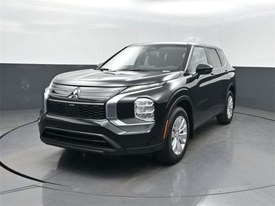 2025 Mitsubishi Outlander