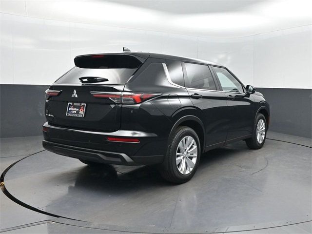 2025 Mitsubishi Outlander ES FWD - 22982977 - 29