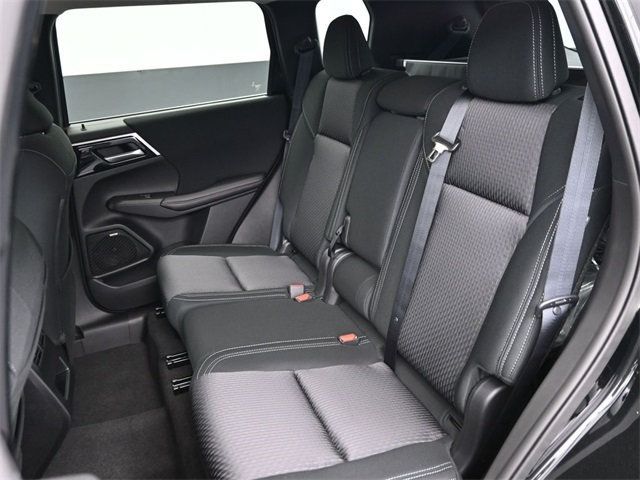2025 Mitsubishi Outlander ES FWD - 22982977 - 7