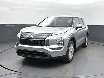 2025 Mitsubishi Outlander