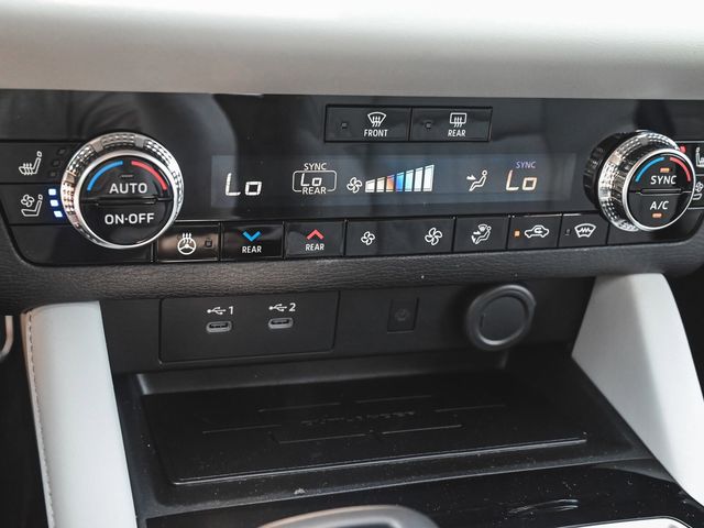 2025 Mitsubishi Outlander Platinum Edition - 23076759 - 21