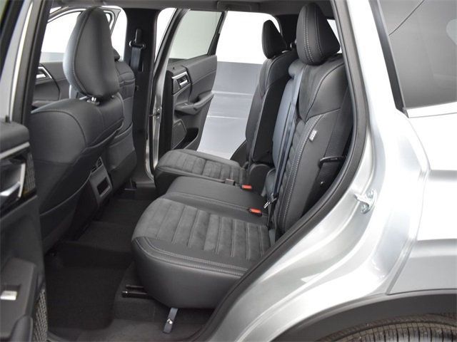 2025 Mitsubishi Outlander SE - 22790258 - 5