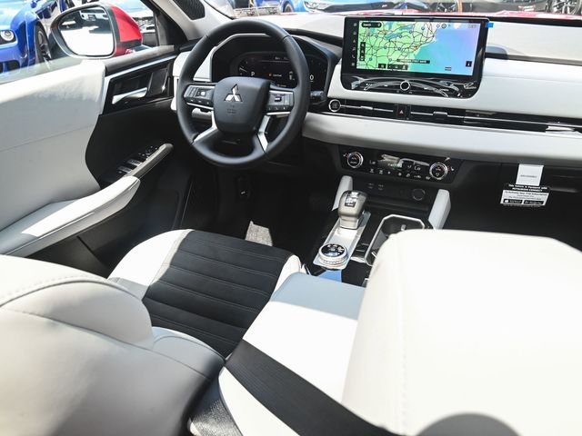2025 Mitsubishi Outlander SE - 23076784 - 29