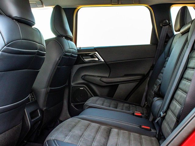 2025 Mitsubishi Outlander SE - 23077710 - 33